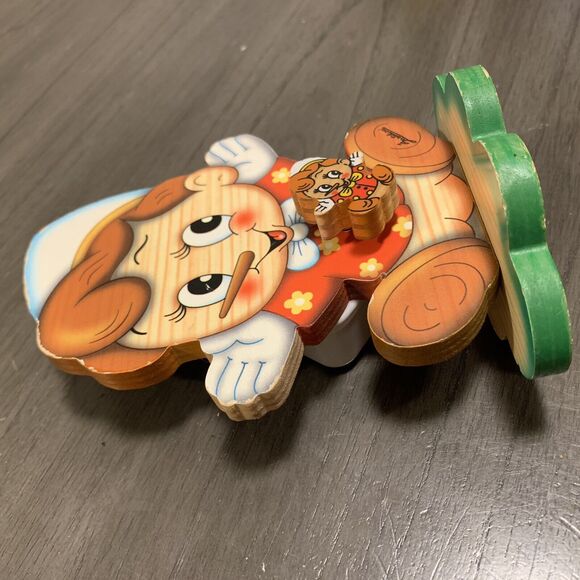 Vintage Bartolucci Pinocchio Music Box Made in Italy spins to crank music - Picture 3 of 12